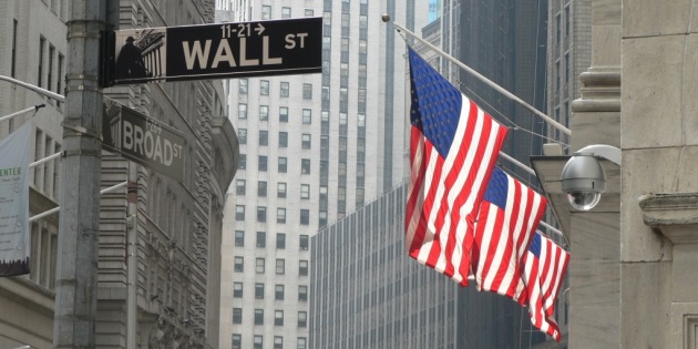 wall-street.jpg