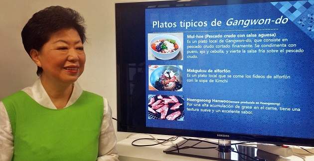 La-chef-coreana-Kim-Soo-jin-Noticias-elEco.jpg