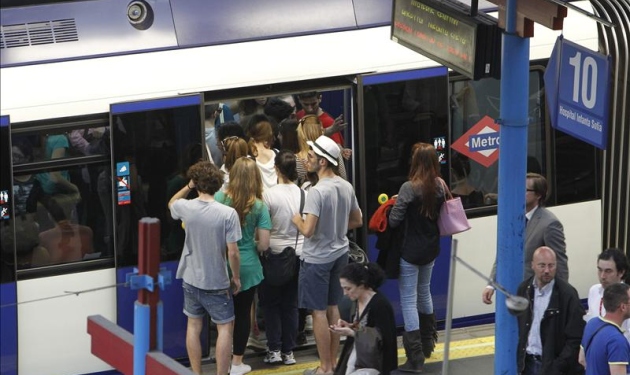 metro-genteentrando-efe.jpg