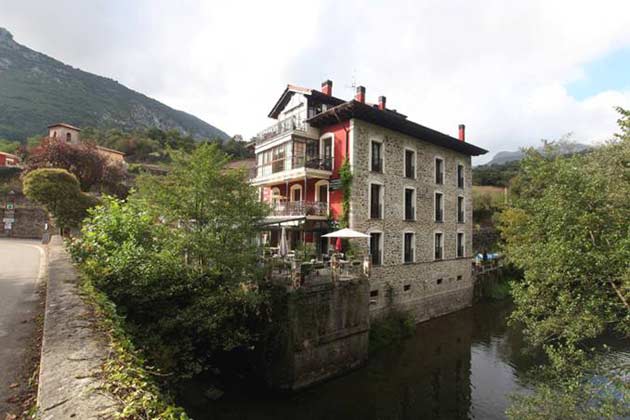 La Casa del Puente