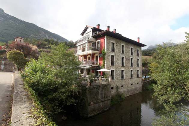 La Casa del Puente