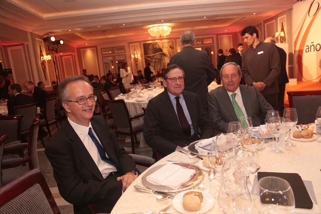 /imag/_v0/630x420/6/7/7/b-almuerzo15.jpg