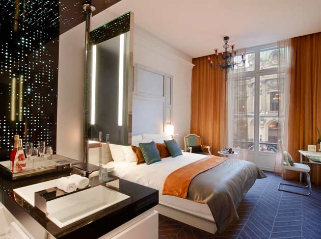 hotel W