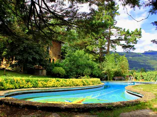 Artiñano_Etxea_Piscina.jpg