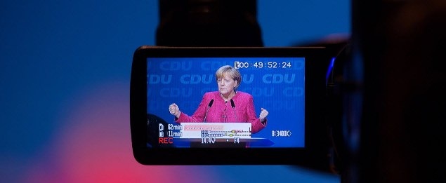Merkel-camara-bloomberg.jpg