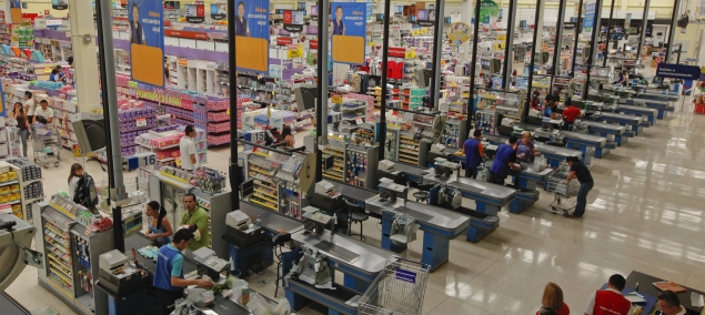 Actualmente-Walmart-Costa-Rica-locales_ELFIMA20130711_0003_1.jpg