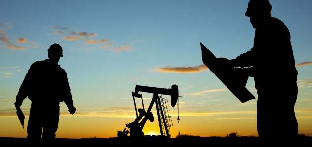 petroleo-trabajadores-silueta-GETTY-635.jpg