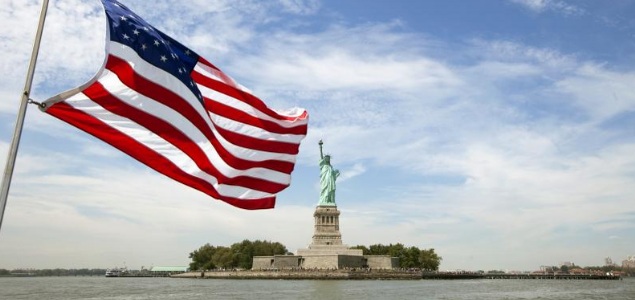 bandera-estados-unidos-EEUU-estatua-libertad-Reuters.jpg
