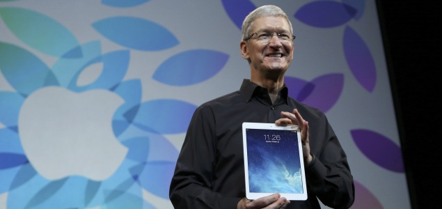 timcook-ipadair.jpg