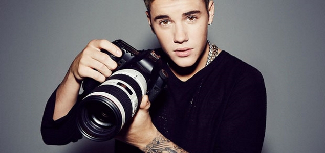 justin-bieber-broken.jpg