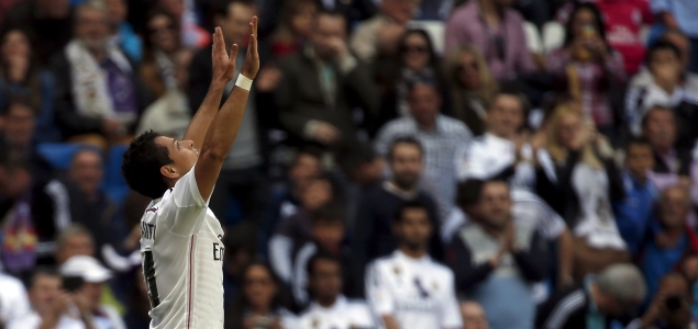chicharito-gol-manos-cielo-635-reuters.jpg