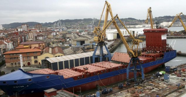 astillero-barco.jpg