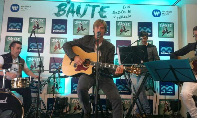 Carlos Baute Pullmantur