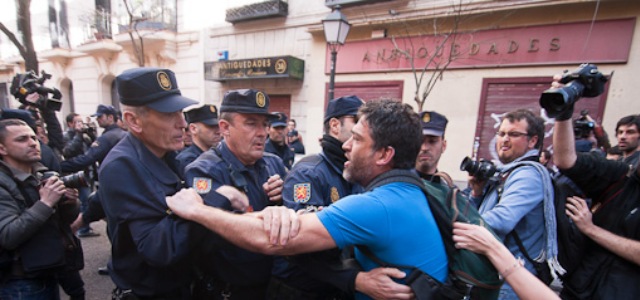 raulcapin-policia.jpg