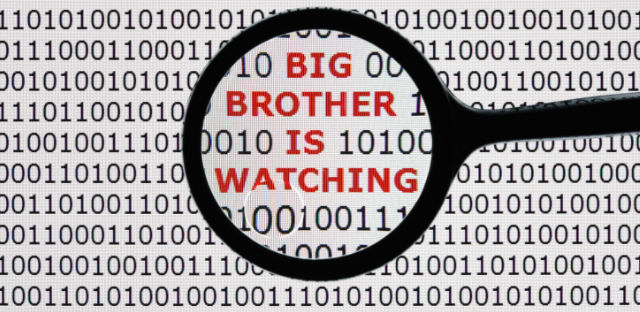 espionaje-lupa.jpg