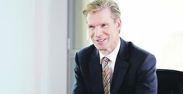 stephen-kelly.jpg