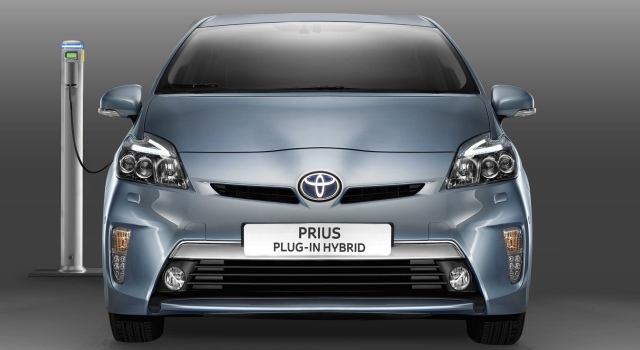 toyota_phev_02.JPG