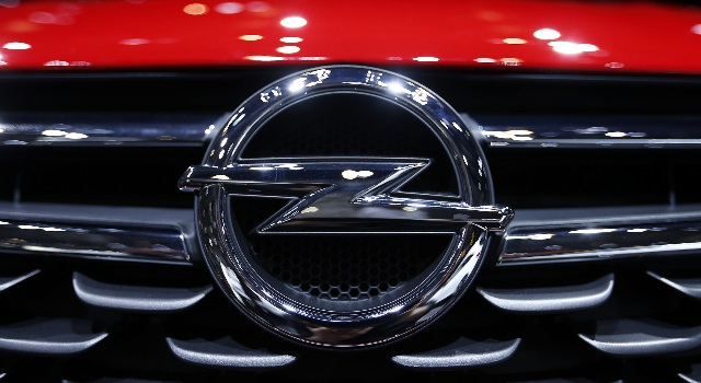 opel-astra-contaminado.jpg