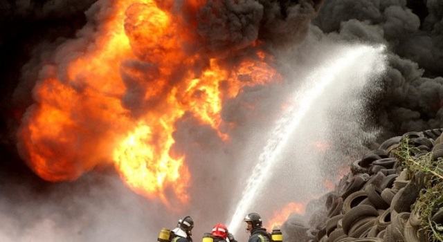 incendio-neumaticos.jpg