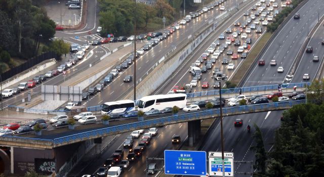atasco_madrid_lluvia_efe.jpg
