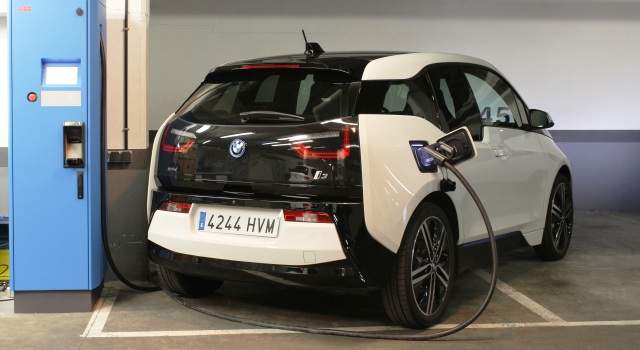 bmw-i3-carga-rapida.jpg