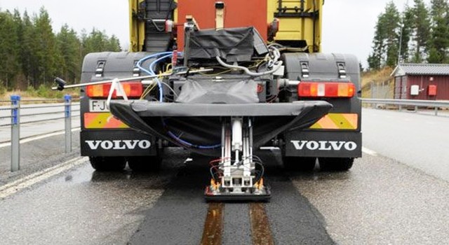 volvo_camiones_scalextric.jpg