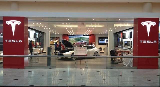 tesla_tienda_concesionario_ecomotor.jpg
