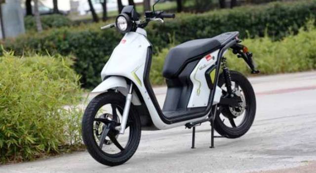 moto_electrica_rieju.jpg