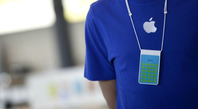 apple-empleado.jpg