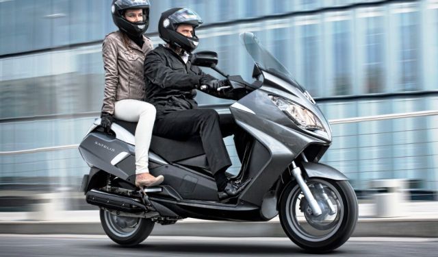 peugeot_satelis_125i.jpg