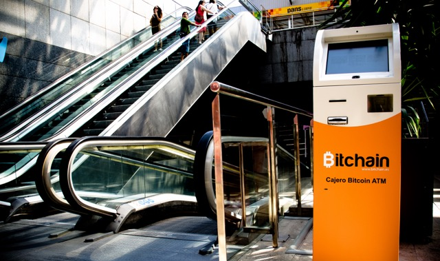 Cajero Bitcoins Gran VIa 2.jpeg