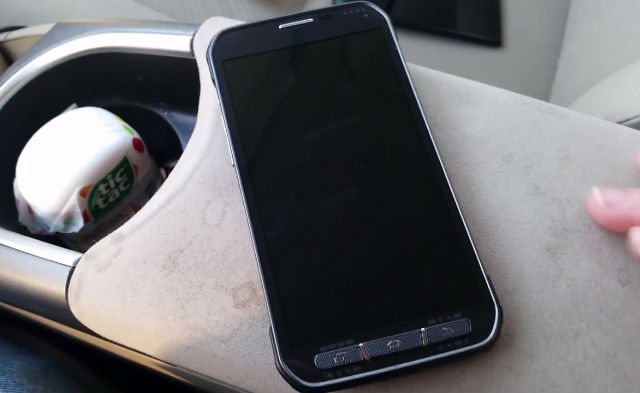 galaxy-s5-active.jpg