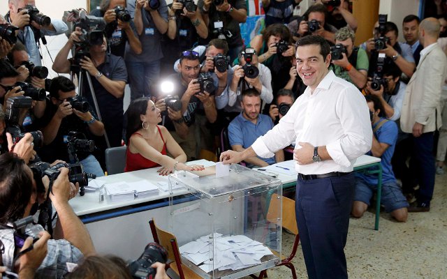 tsipras-vota.jpg