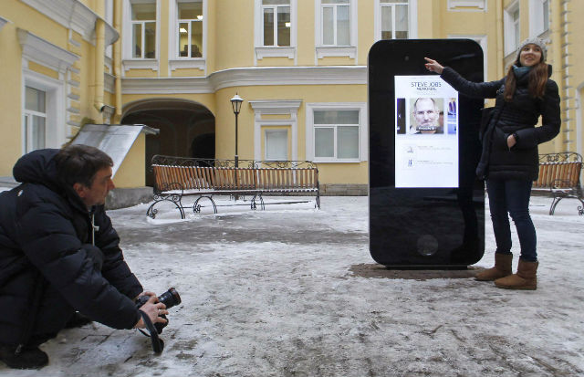 iphone-jobs-rusia.jpg