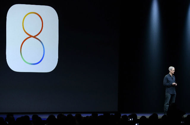 ios-8-tim-cook.jpg
