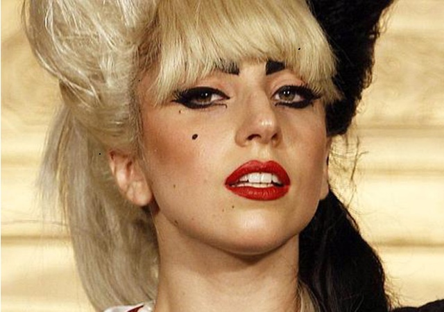 gaga640.jpg