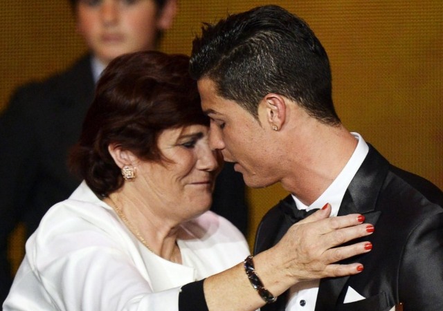 ronaldo-madre-efe.jpg