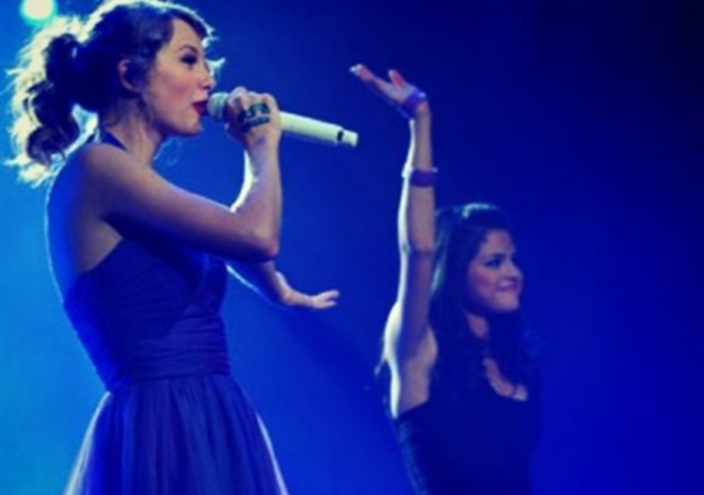 taylor-selena.jpg