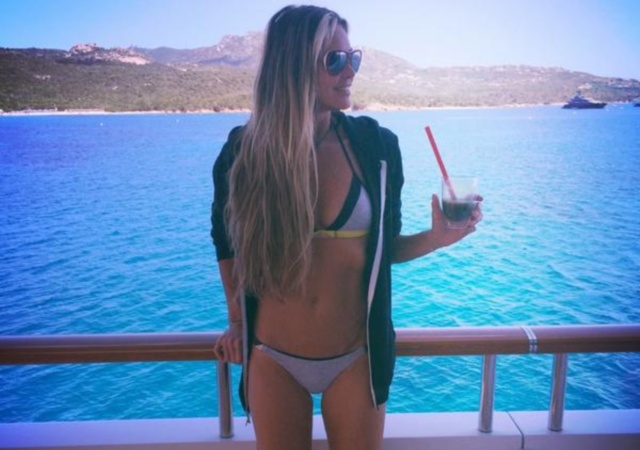 Elle-Mcperson-playa.jpg