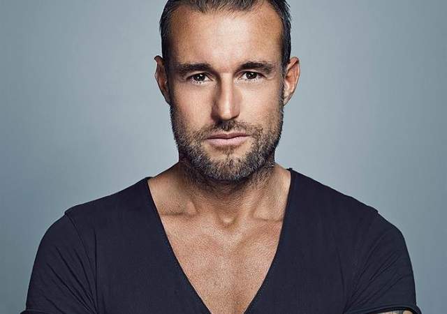 PhilippPlein-efe.jpg