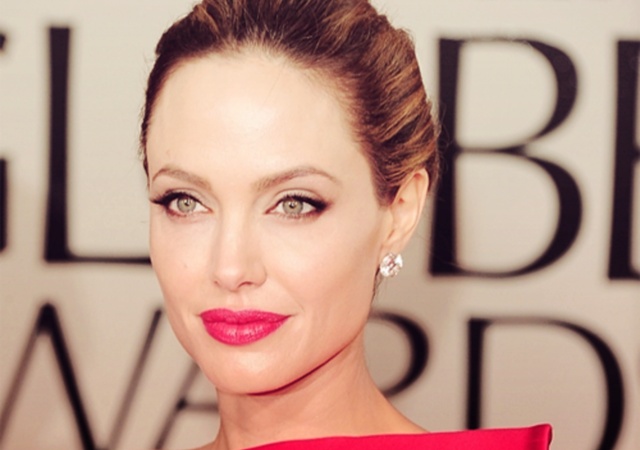 angelina3.jpg