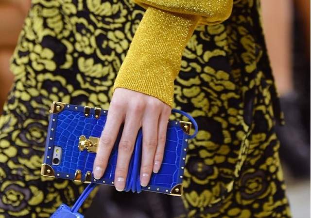 bolso-funda-movil-1.jpg