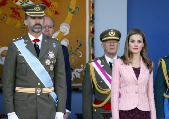 leti-desfile.jpg