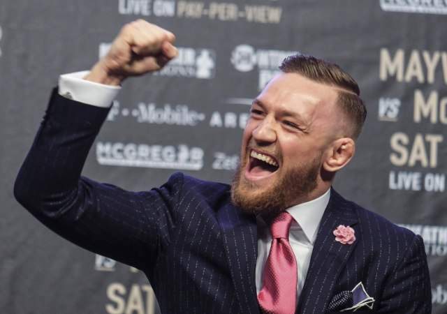 connor-mcgregor-cordon-press-1.jpg