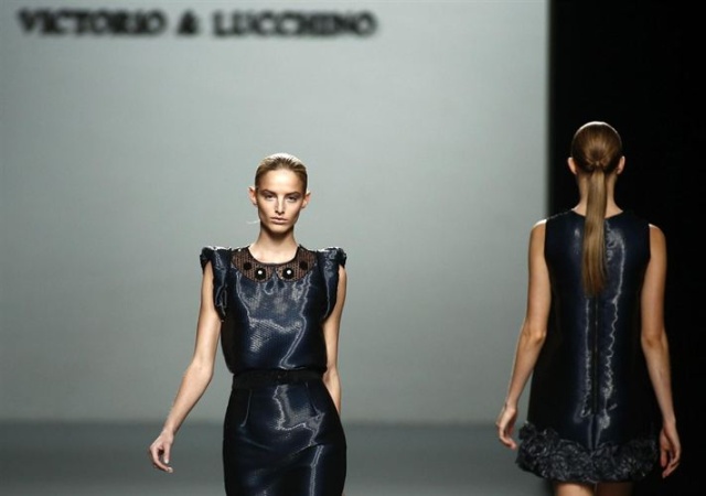 desfile-victoriolucchino.jpg