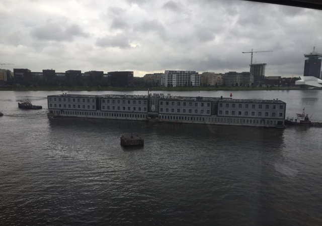 hotel-flotante-londres-1.jpg
