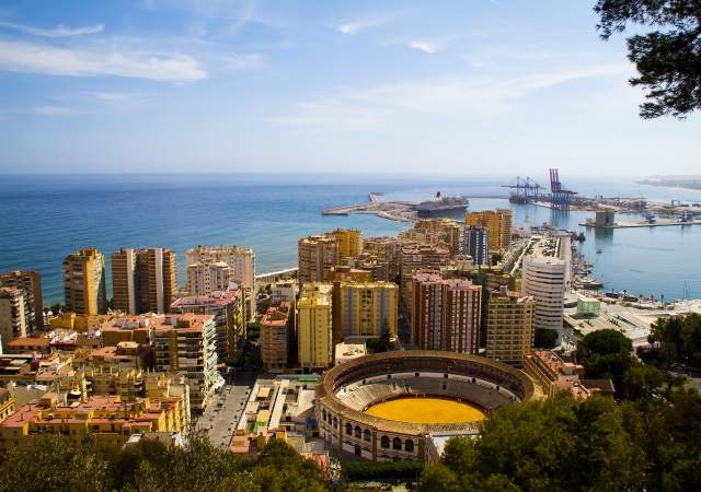malaga-dreamstime-1.jpg