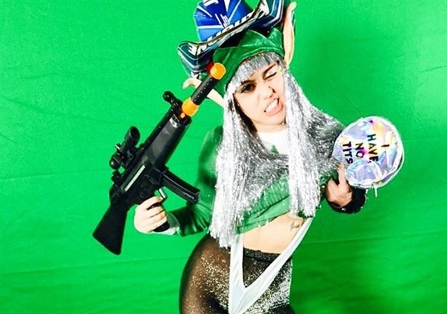 miley-elfa.jpg