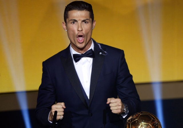 CristianoRonaldo-balondeoro2015-EFE.jpg