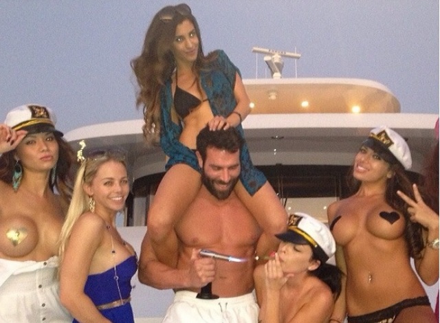 dan-balzerian-chicas.jpg